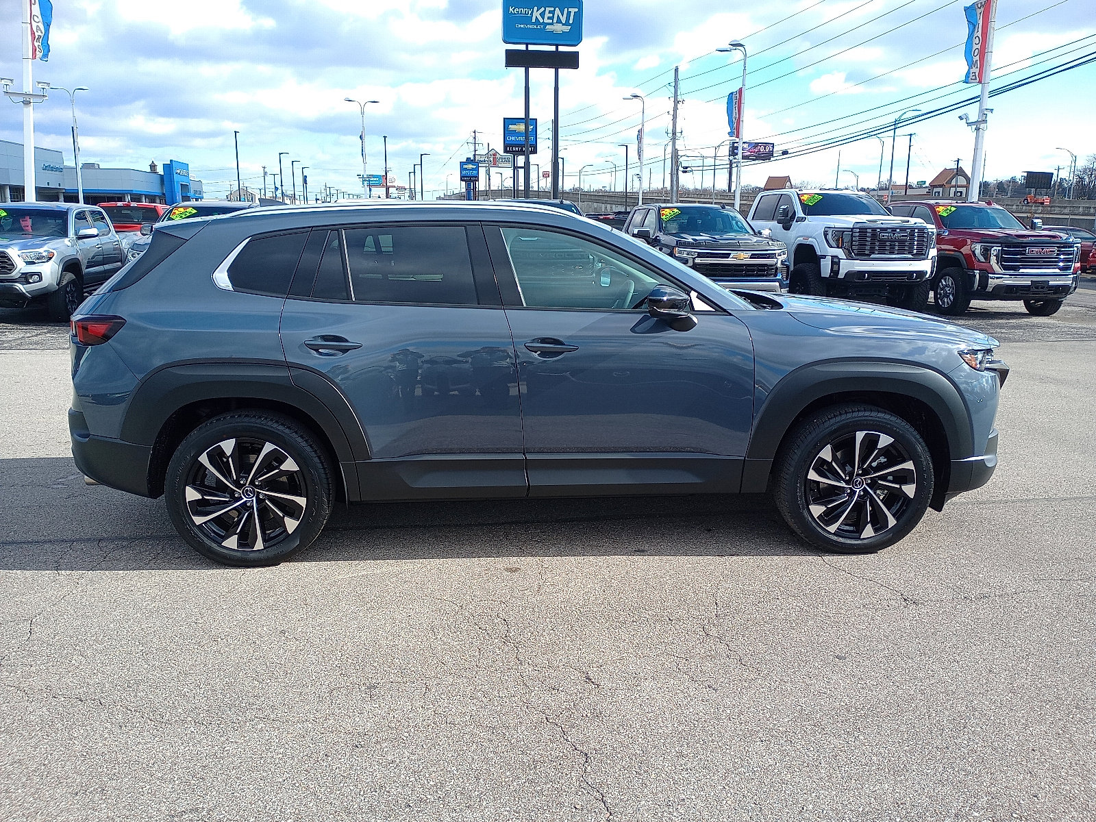 2026 Mazda CX-50 Premium Plus photo 2