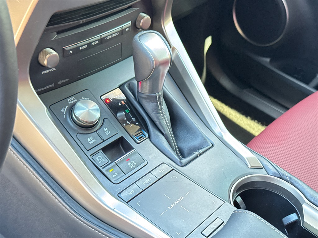 2018 Lexus NX 300h Luxury photo 25