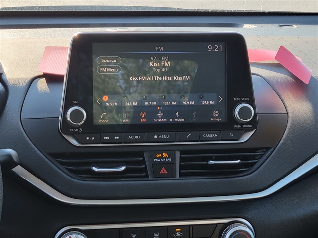 2022 Nissan Altima 2.5 SV photo 21