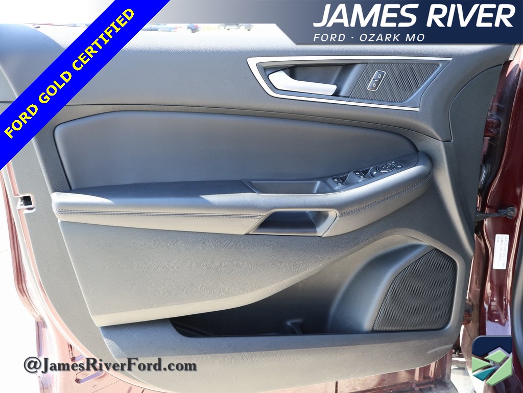 2024 Ford Edge SEL photo 16