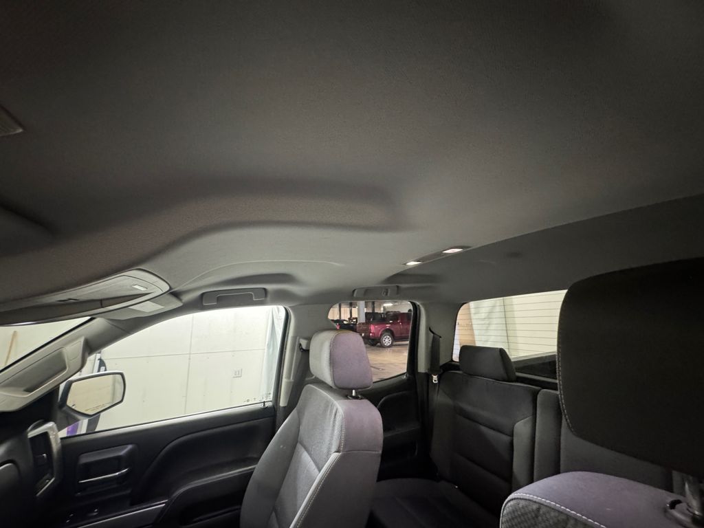 2019 Chevrolet Silverado 1500 LT photo 23