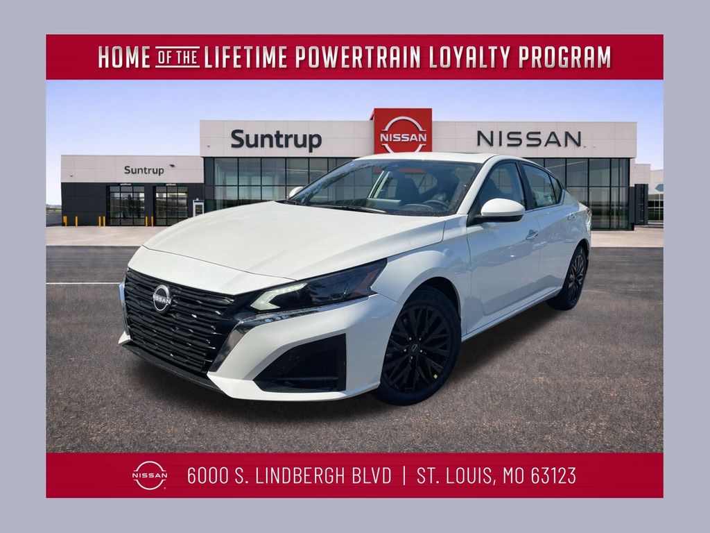 2025 Nissan Altima SV's photo