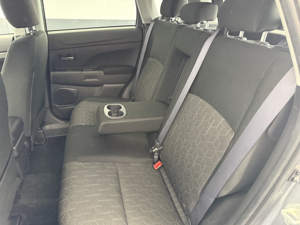 2024 Mitsubishi Outlander Sport ES photo 56