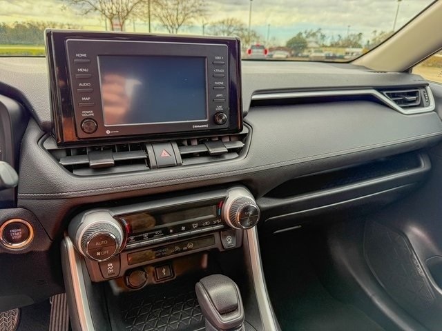 Image 8 of Pre-Owned 2021 Toyota RAV4 XLE