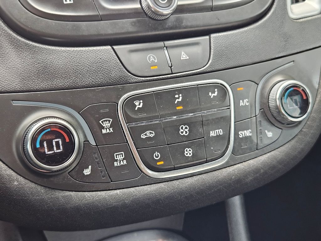 2023 Chevrolet Malibu 1LT photo 21