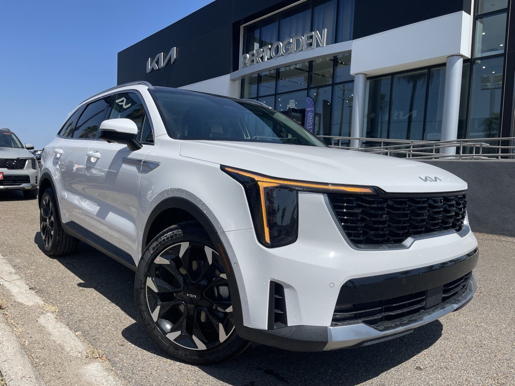 2025 Kia Sorento SX's photo