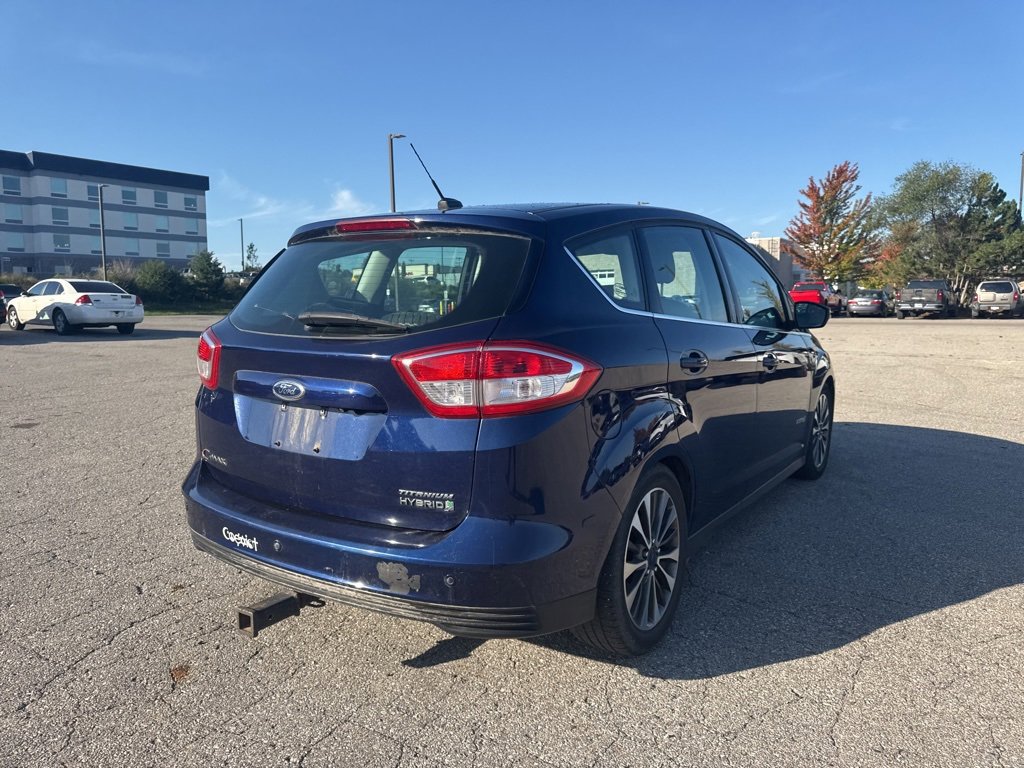 2017 Ford C-Max Hybrid Titanium photo 34