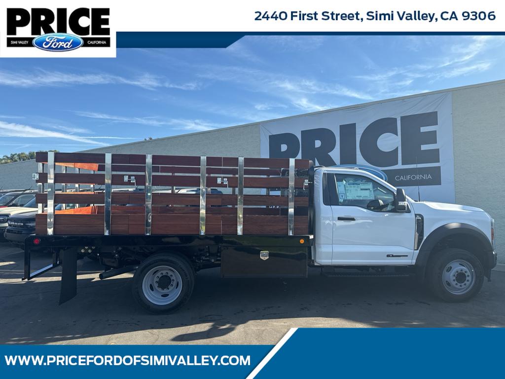 2024 Ford F-450 Super Duty Chassis Cab XL's photo