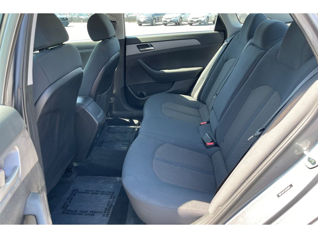 2018 Hyundai Sonata SE photo 14