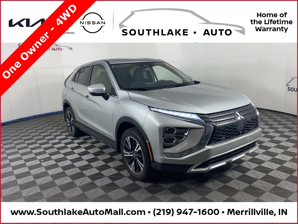 2023 Mitsubishi Eclipse Cross SE's photo