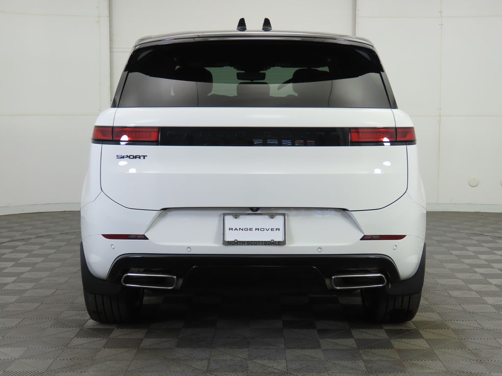 2025 Land Rover Range Rover Sport SE photo 3
