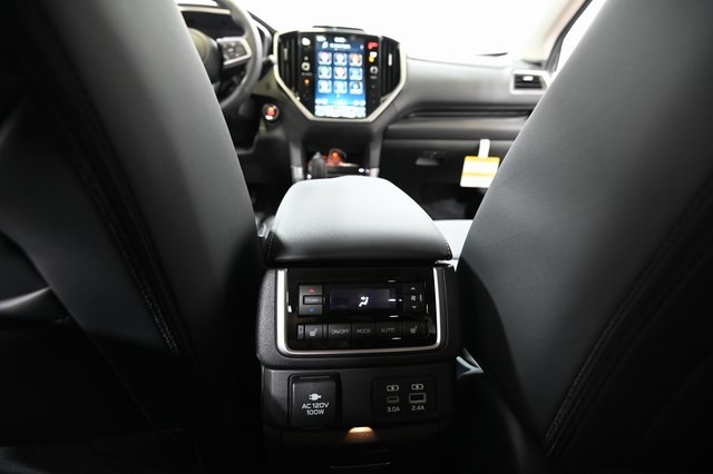 2025 Subaru Ascent Touring photo 29