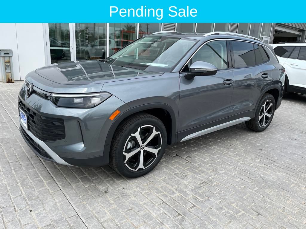 2025 Volkswagen Tiguan SE's photo