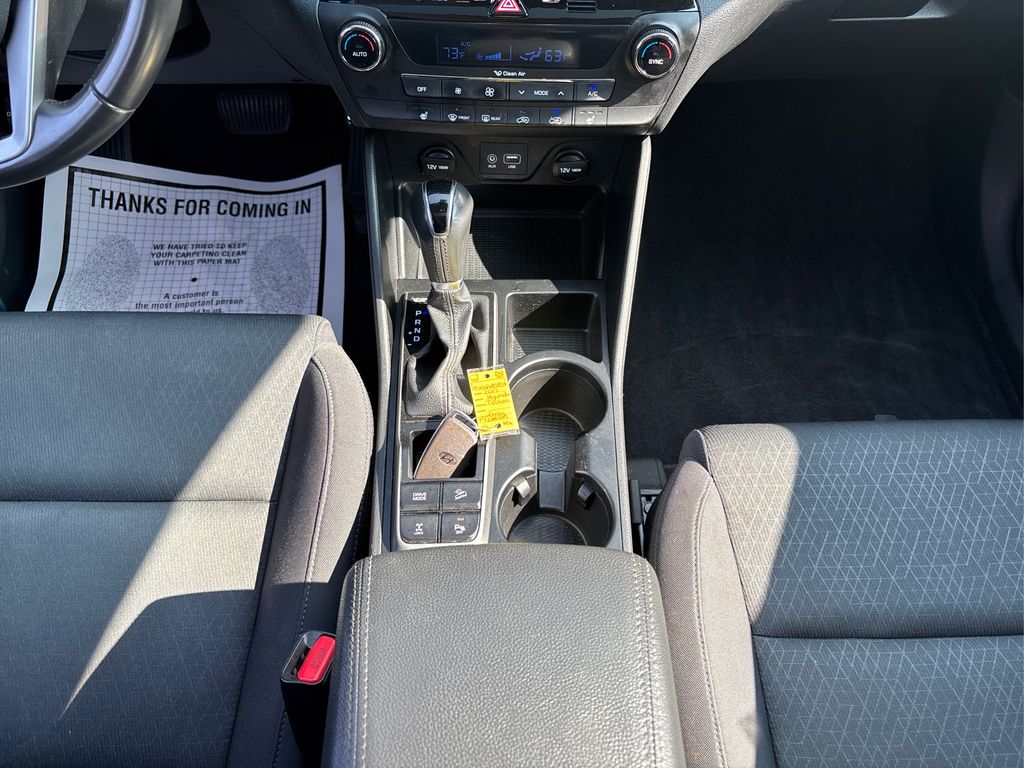 2017 Hyundai Tucson Value photo 20