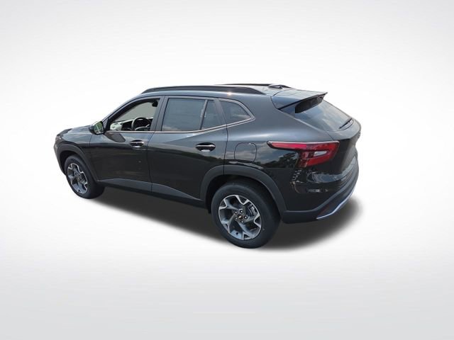2025 Chevrolet Trax LT photo 4