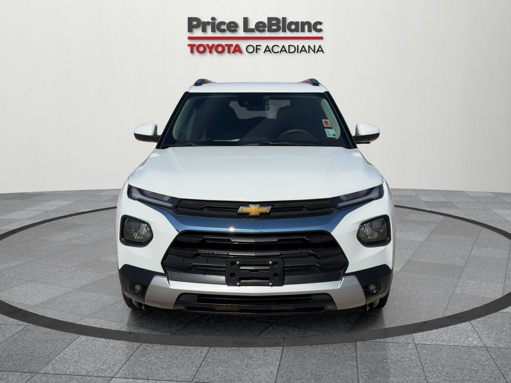 2023 Chevrolet Trailblazer LT photo 2