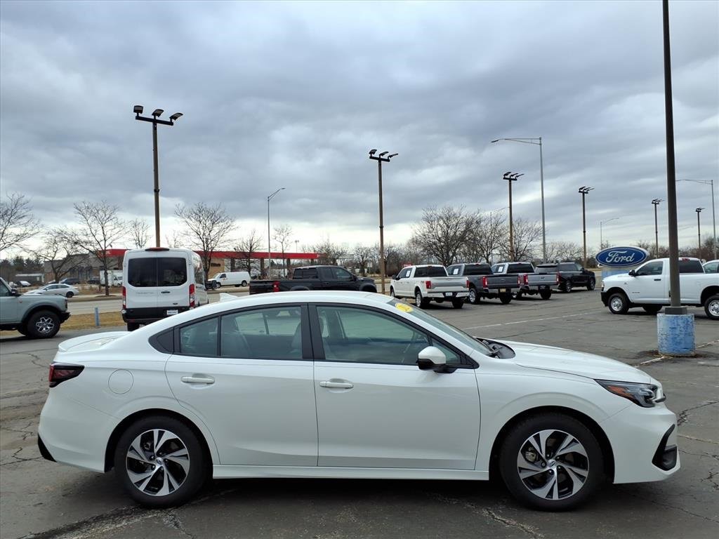 2025 SUBARU LEGACY - Image 8