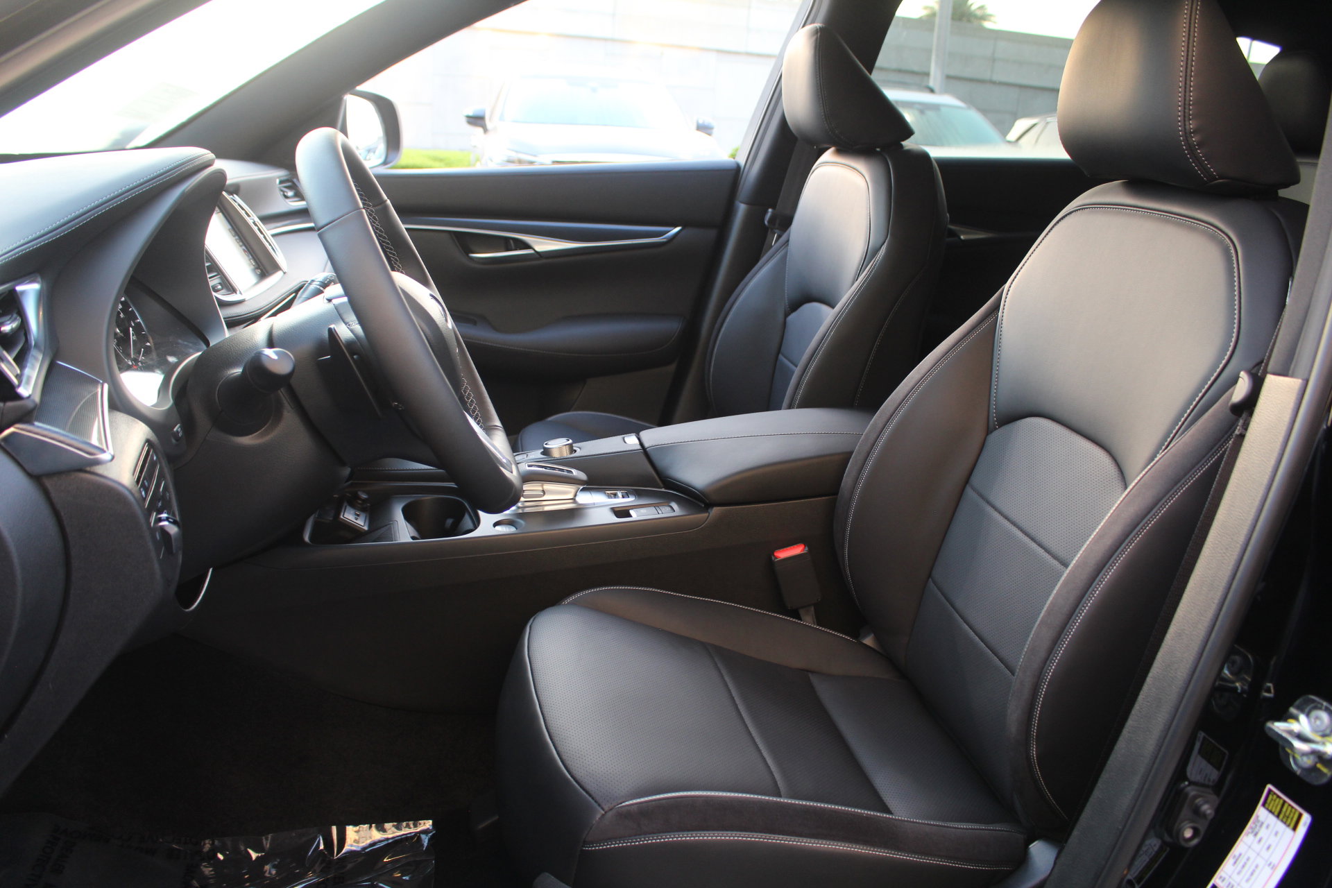 2025 Infiniti QX50 SPORT photo 12