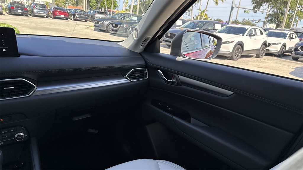 2024 Mazda CX-5 2.5 S Preferred photo 14