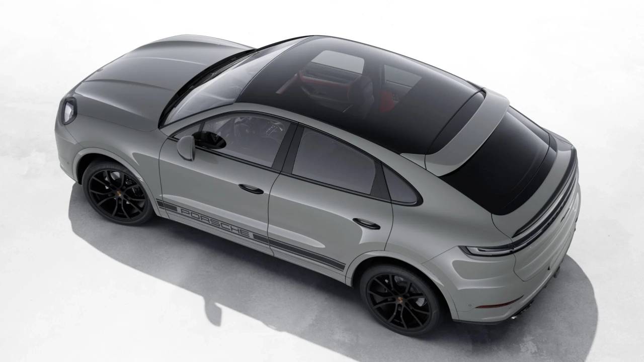 2026 Porsche Cayenne Coupe photo 3