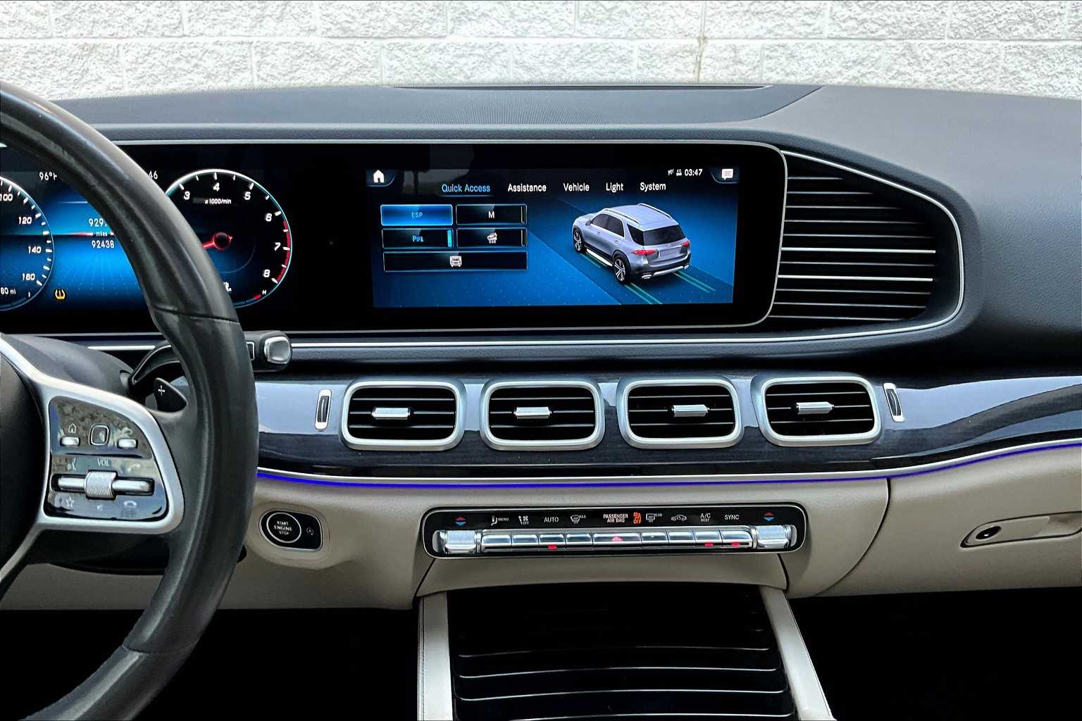 2020 Mercedes Benz GLE 350 4MATIC photo 3