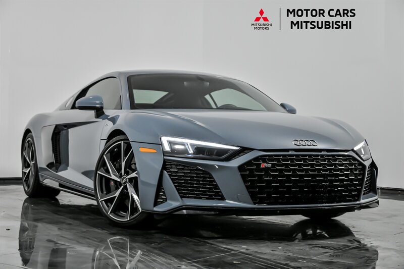 2023 Audi R8 Performance's photo