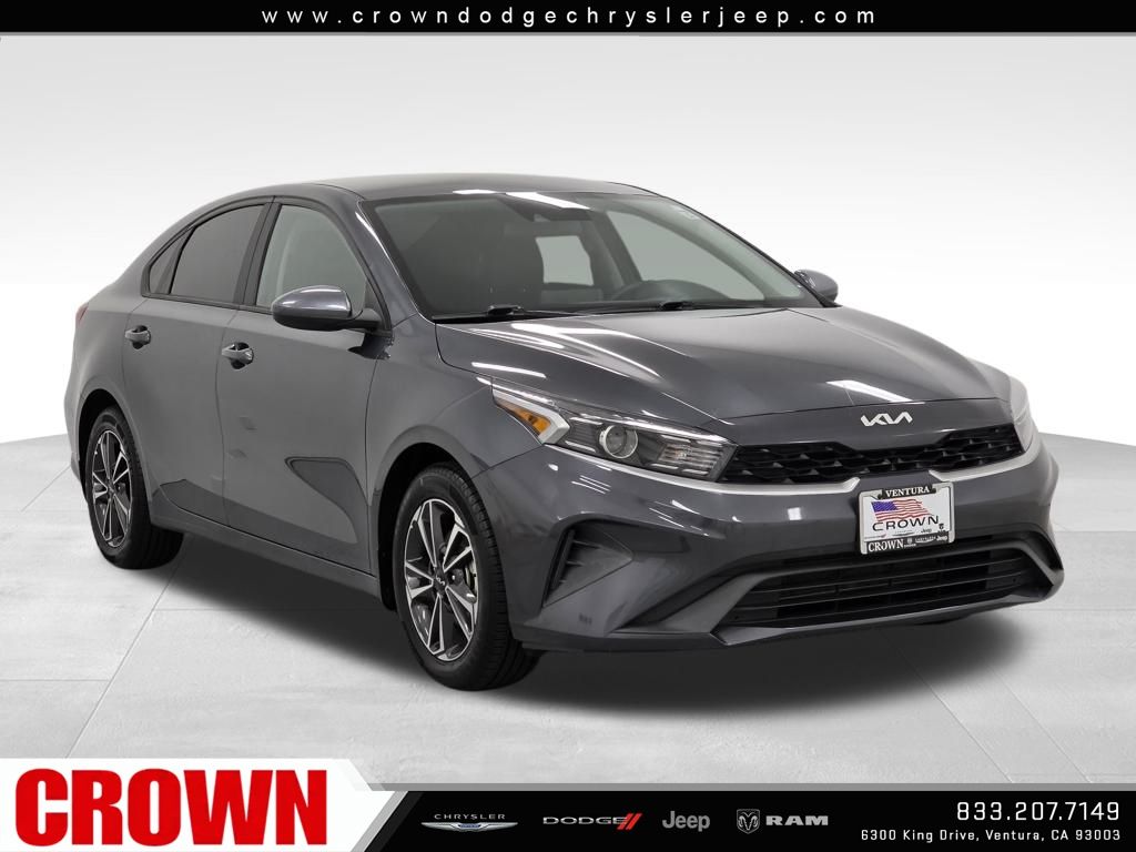2023 Kia Forte LXS's photo