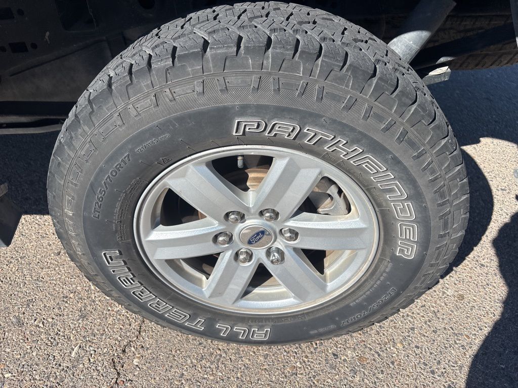 2021 Ford F-150 XLT photo 4