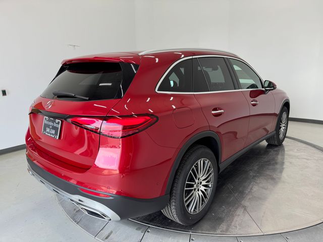 2025 Mercedes Benz GLC 300 photo 24