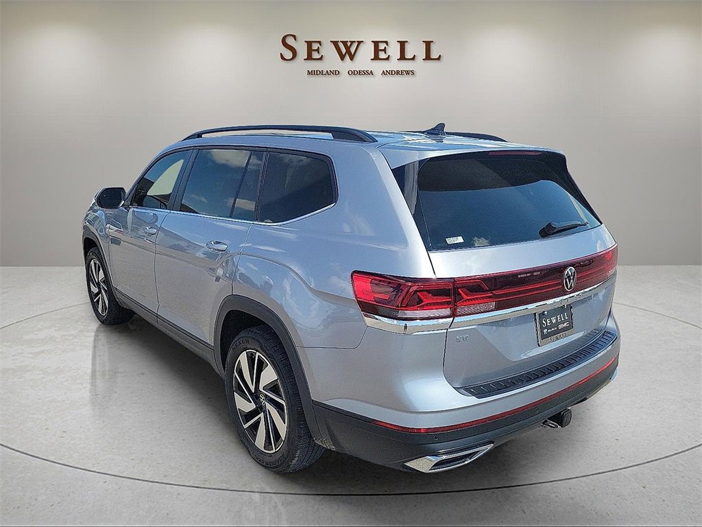 2024 Volkswagen Atlas SE Technology photo 3