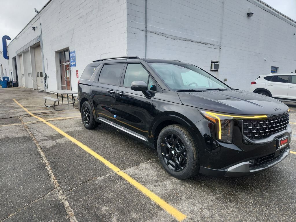 2026 Kia Carnival SX's photo