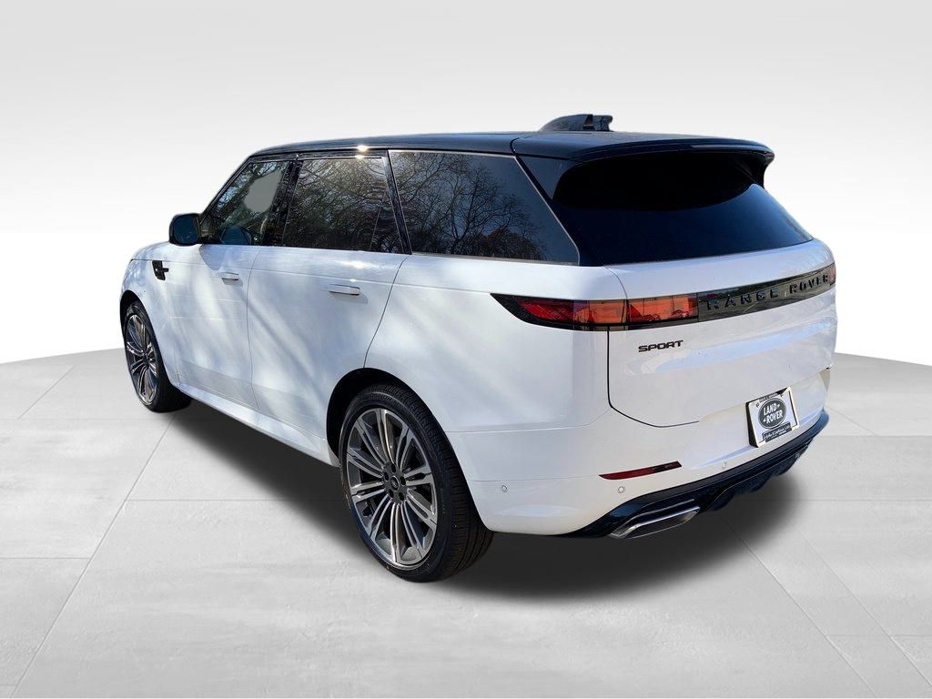 2025 Land Rover Range Rover Sport SE photo 6