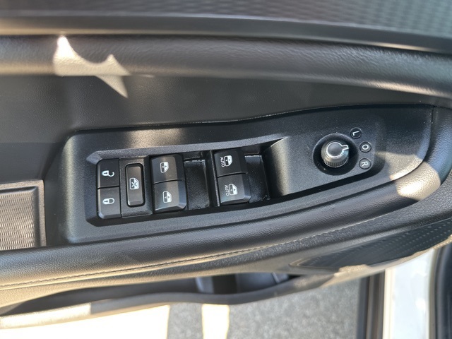 2024 Jeep Grand Cherokee Altitude photo 14