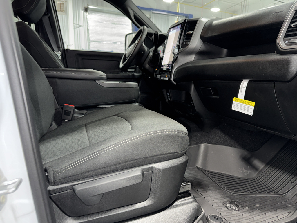 2025 Ram 2500 Tradesman photo 24