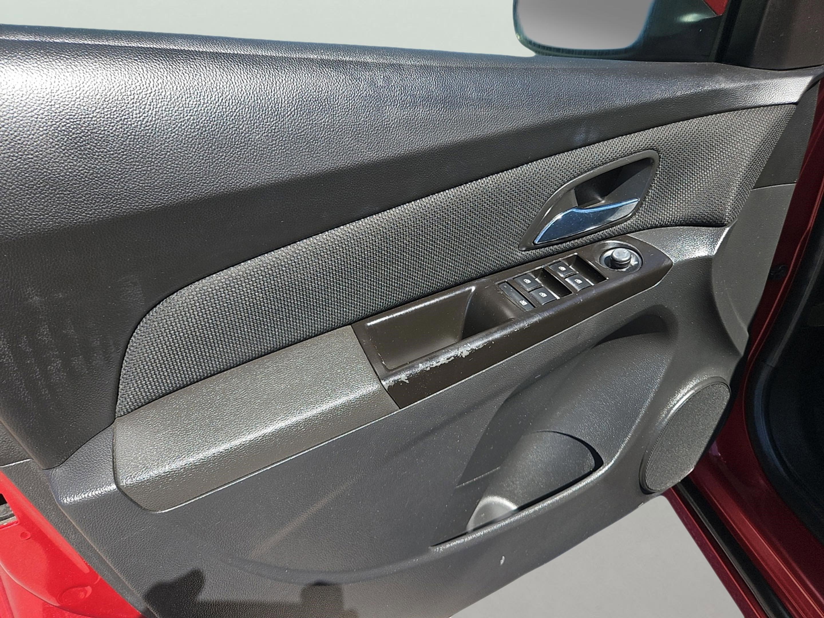 2014 Chevrolet Cruze photo 10