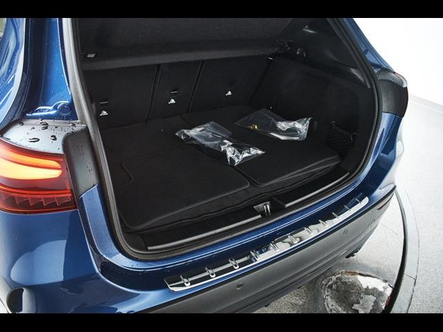 2024 Mercedes Benz GLA 250 photo 25
