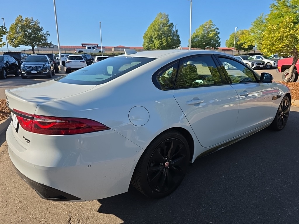 2021 Jaguar XF R-Dynamic SE photo 6