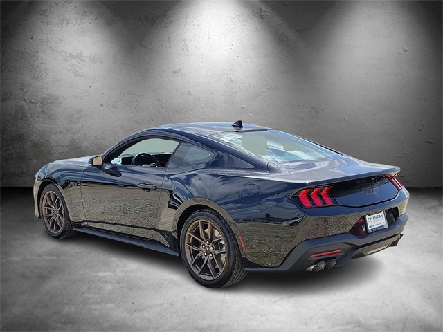2025 Ford Mustang GT Premium photo 4
