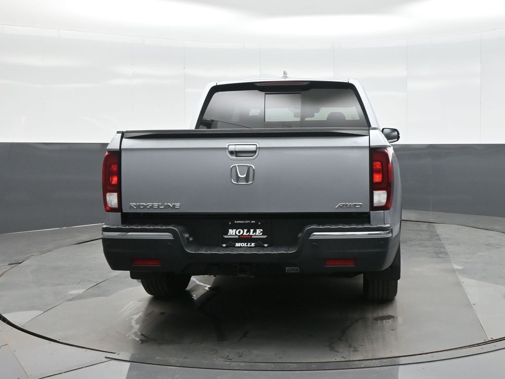 2019 Honda Ridgeline RTL-E photo 4