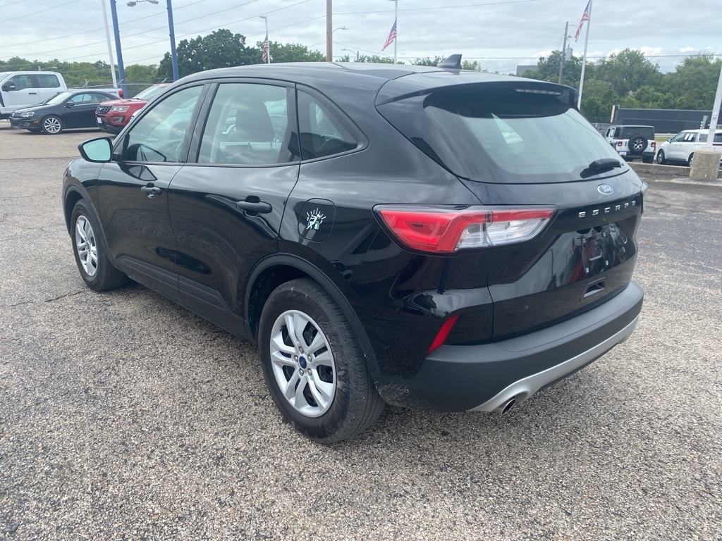 2022 Ford Escape S photo 4