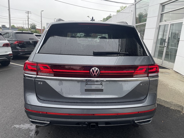 2025 Volkswagen Atlas SE Technology photo 8