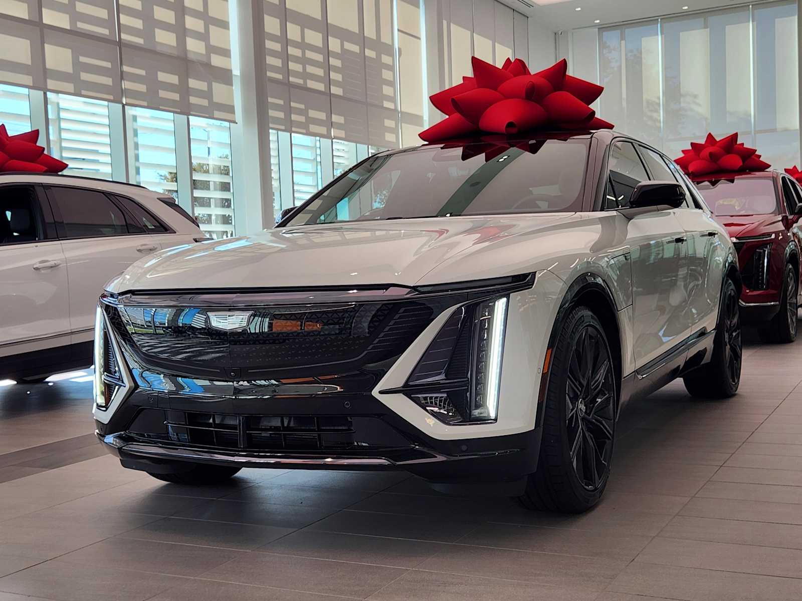 2025 Cadillac LYRIQ Sport 3's photo