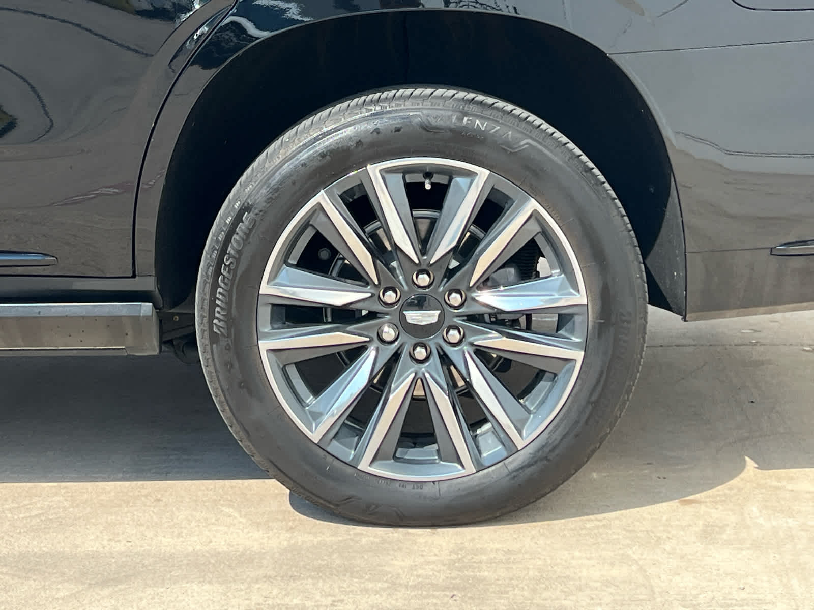 2024 Cadillac Escalade Sport Platinum photo 3