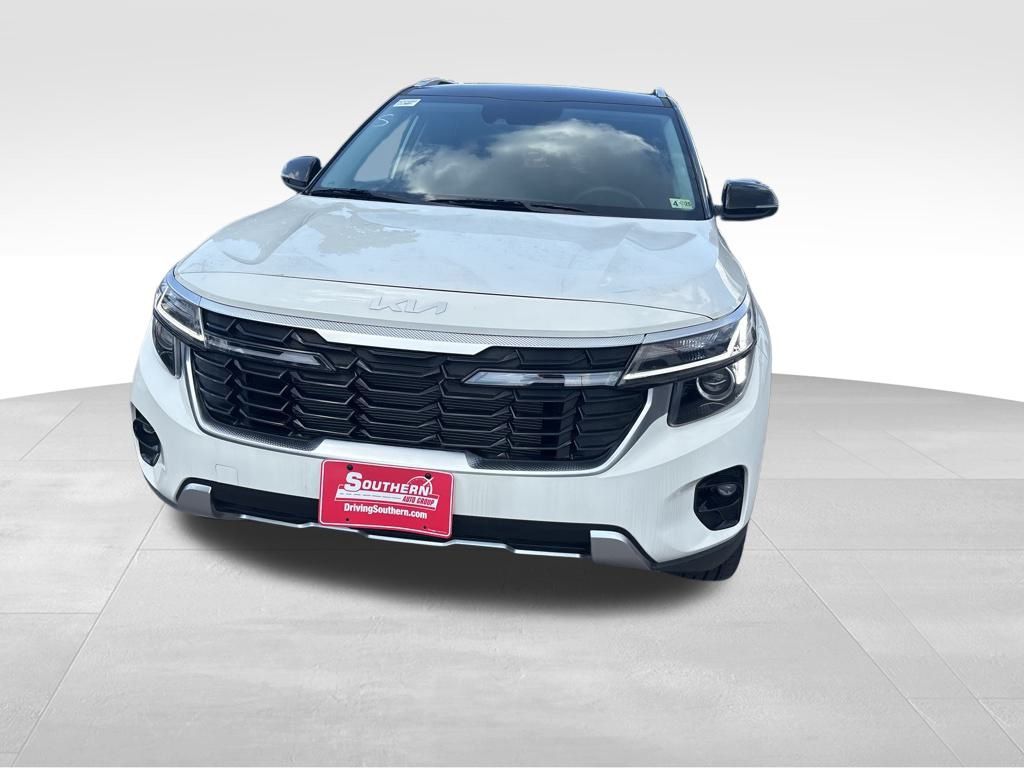 2024 Kia Seltos SX photo 4