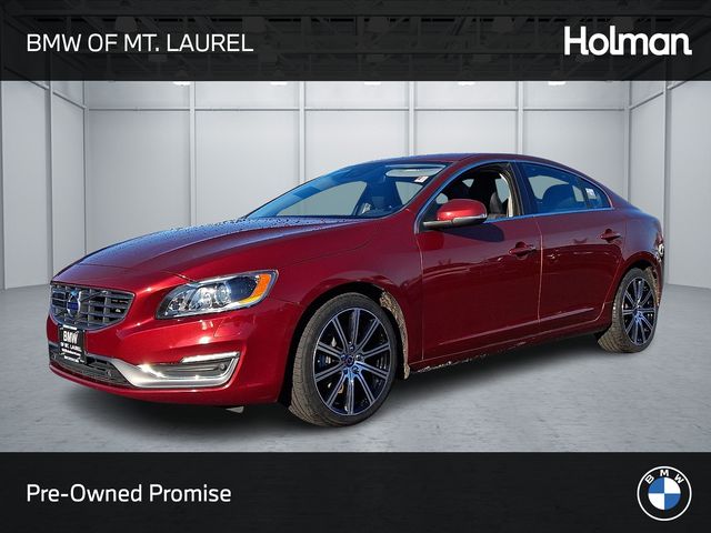 2016 Volvo S60 T5 Platinum's photo