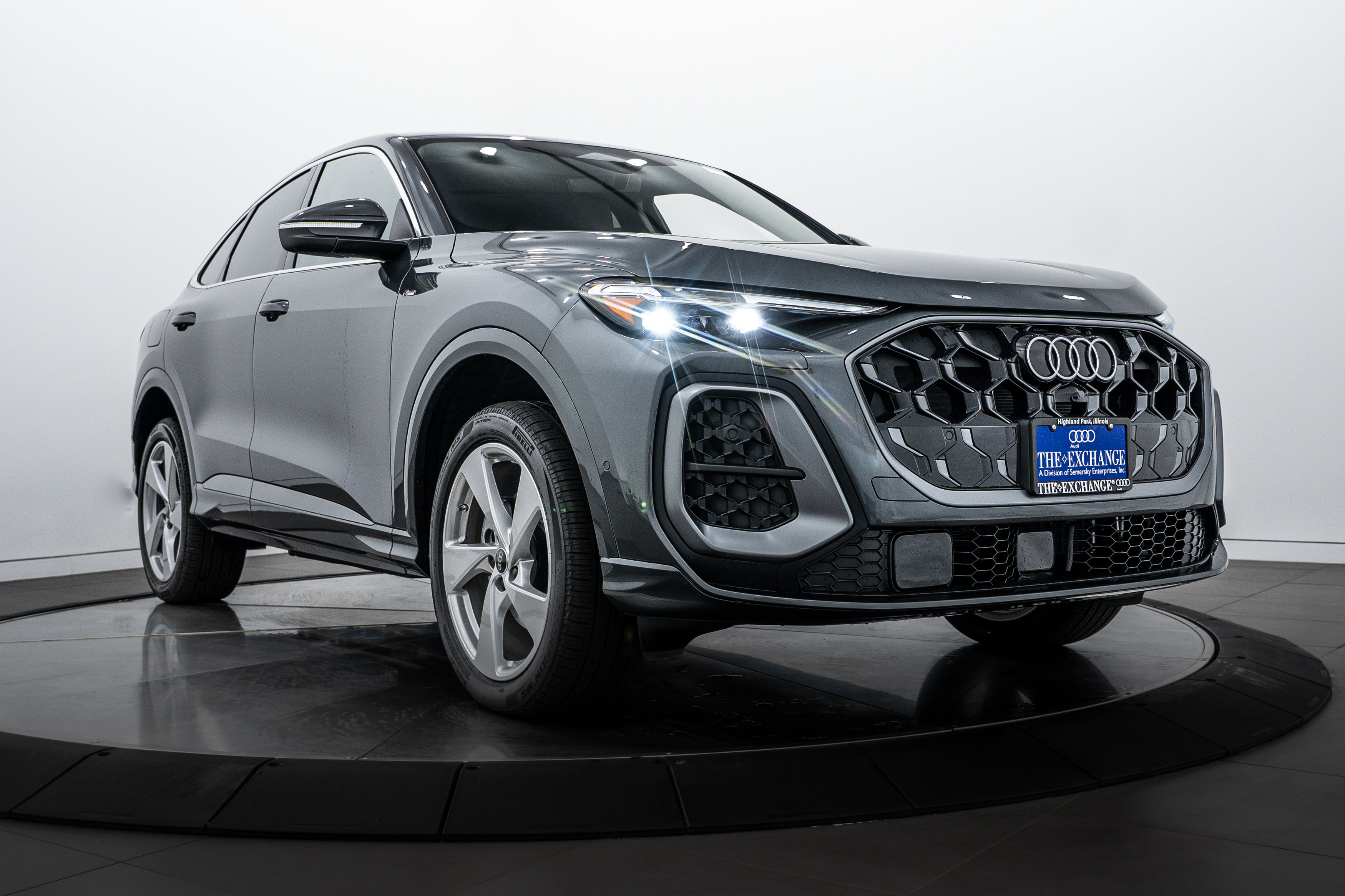 2025 Audi New Q5 Sportback Prestige's photo