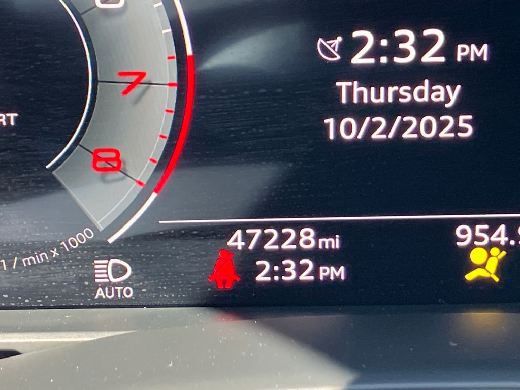 2021 Audi Q7 45 Premium photo 4