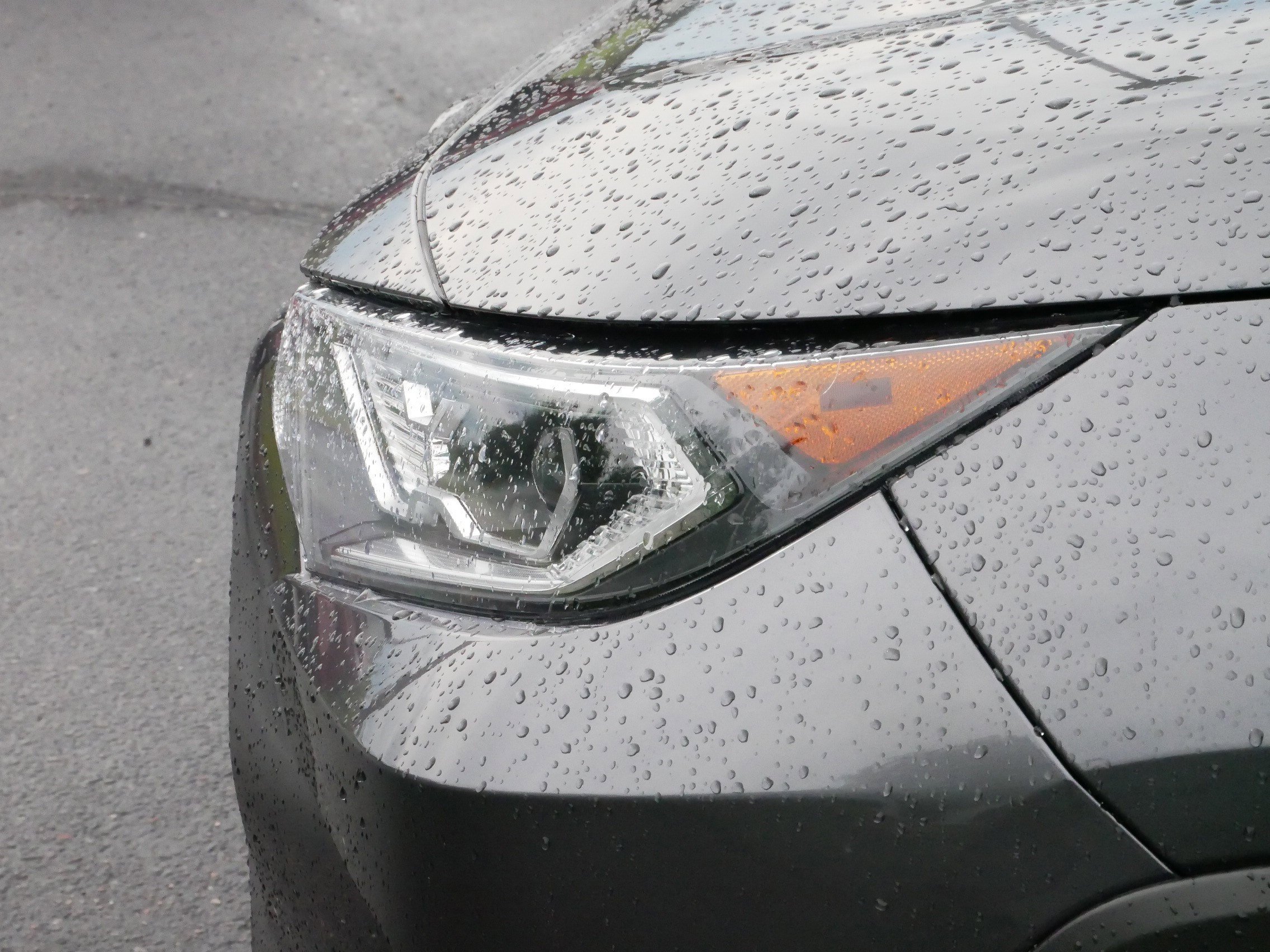 2021 Toyota RAV4 Hybrid XLE photo 16