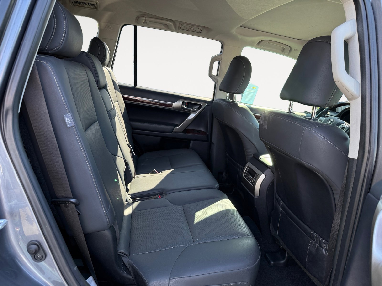 2019 Lexus GX 460 Premium photo 18