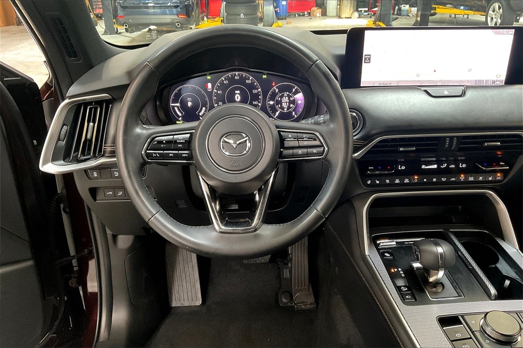 2025 Mazda CX-90 Plug-in Hybrid Premium Plus photo 4